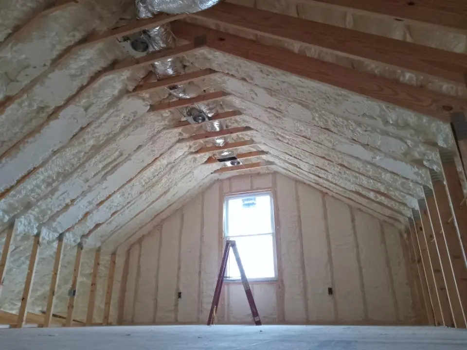 Spray foam roofing application for Crawl Space Insulation project in Peru